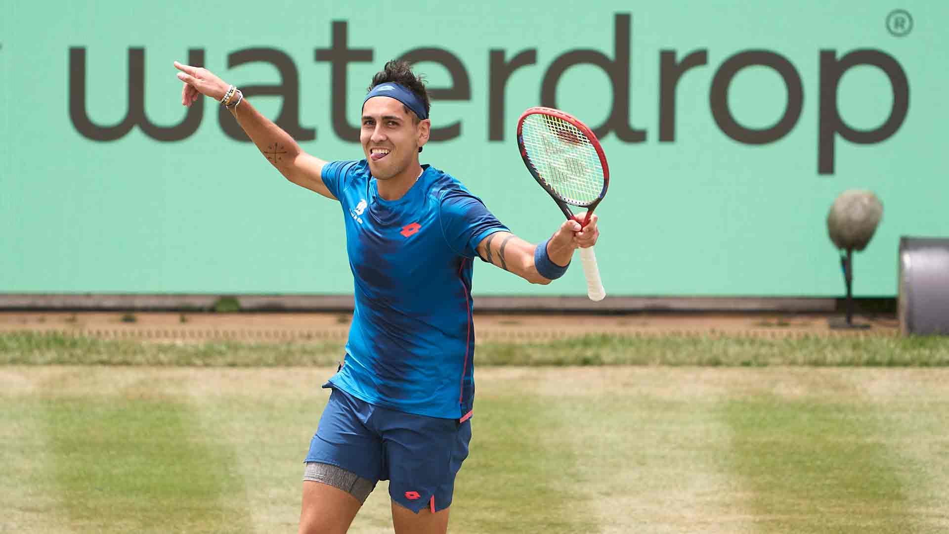 Tokyo Take-Off! Shapovalov Serves Past Johnson