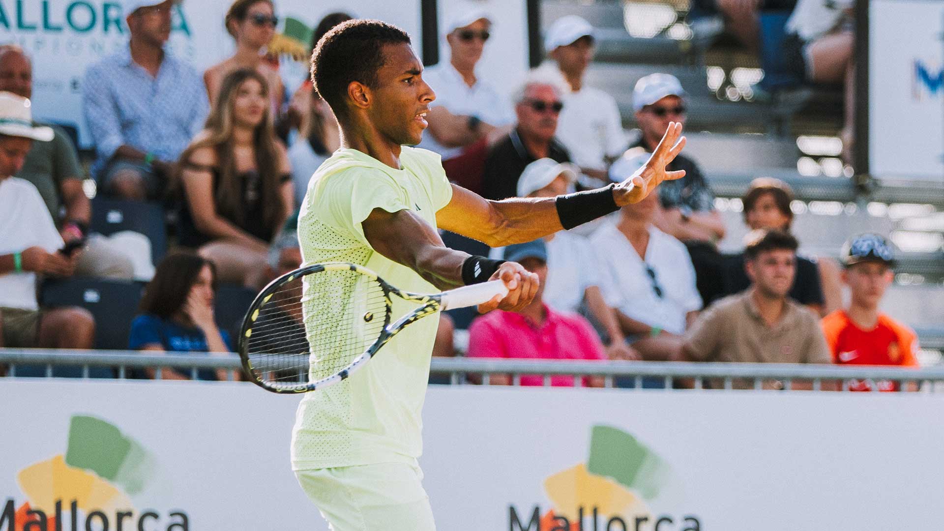 Tokyo Take-Off! Shapovalov Serves Past Johnson