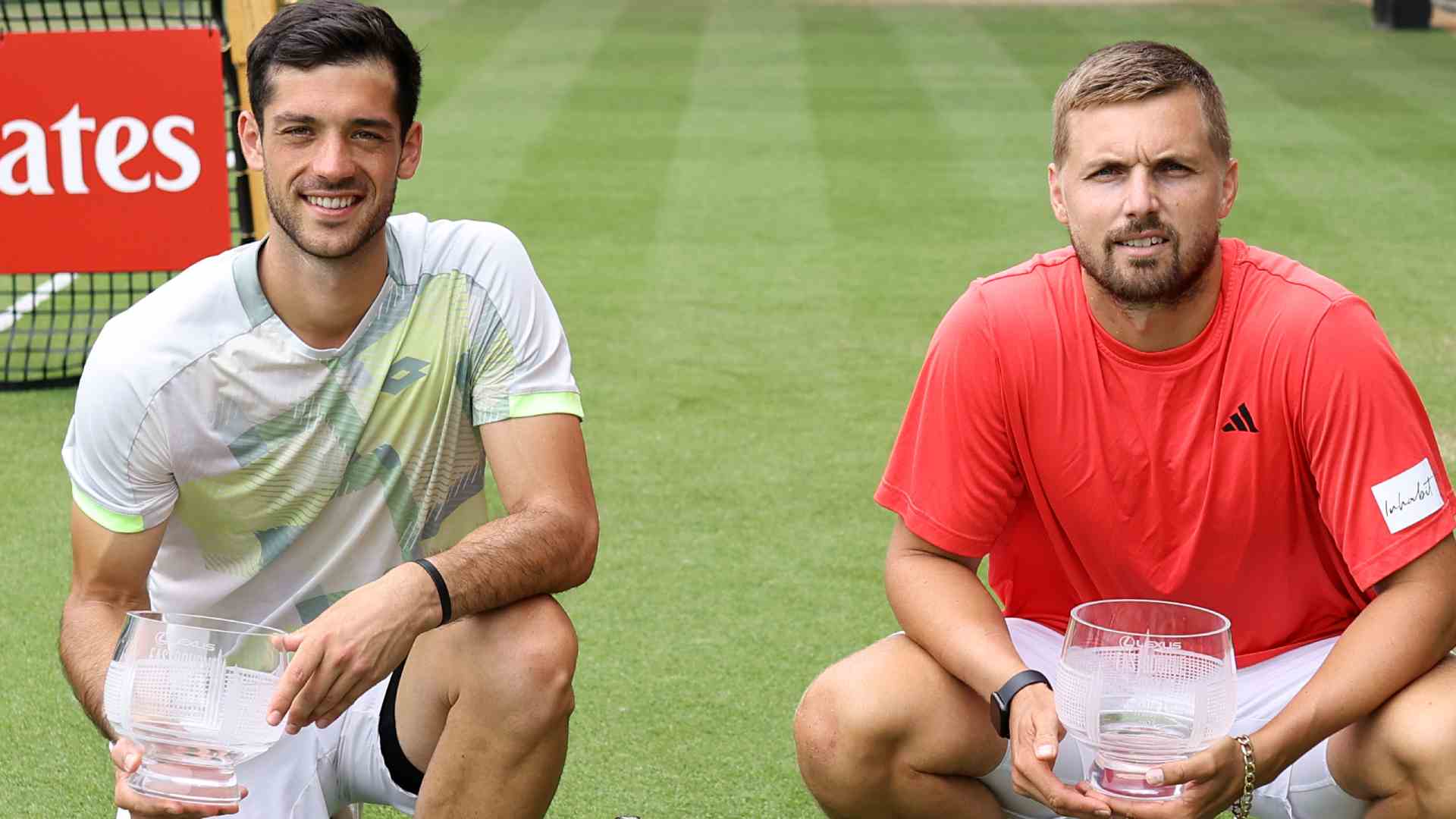 Julian Cash, Lloyd Glasspool