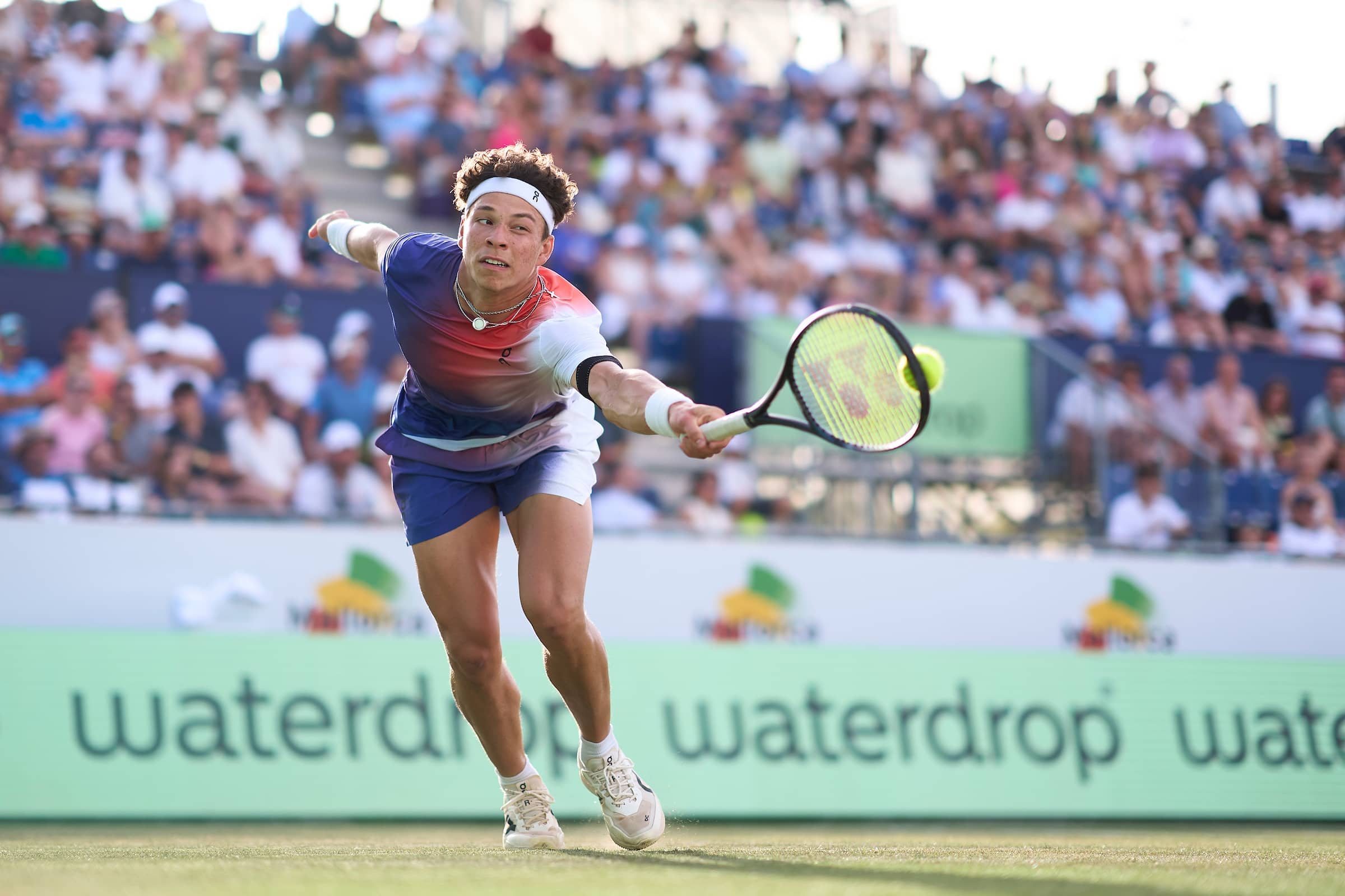 Tokyo Take-Off! Shapovalov Serves Past Johnson