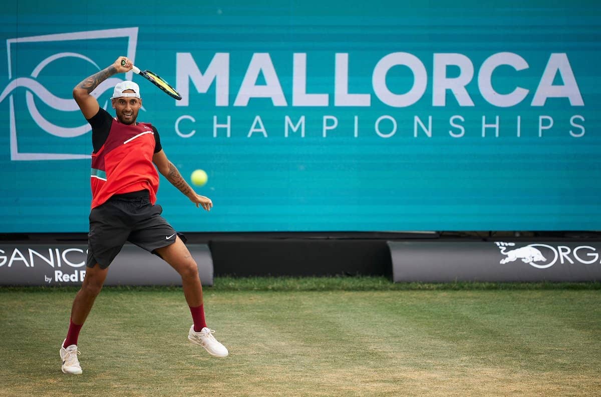 Tokyo Take-Off! Shapovalov Serves Past Johnson